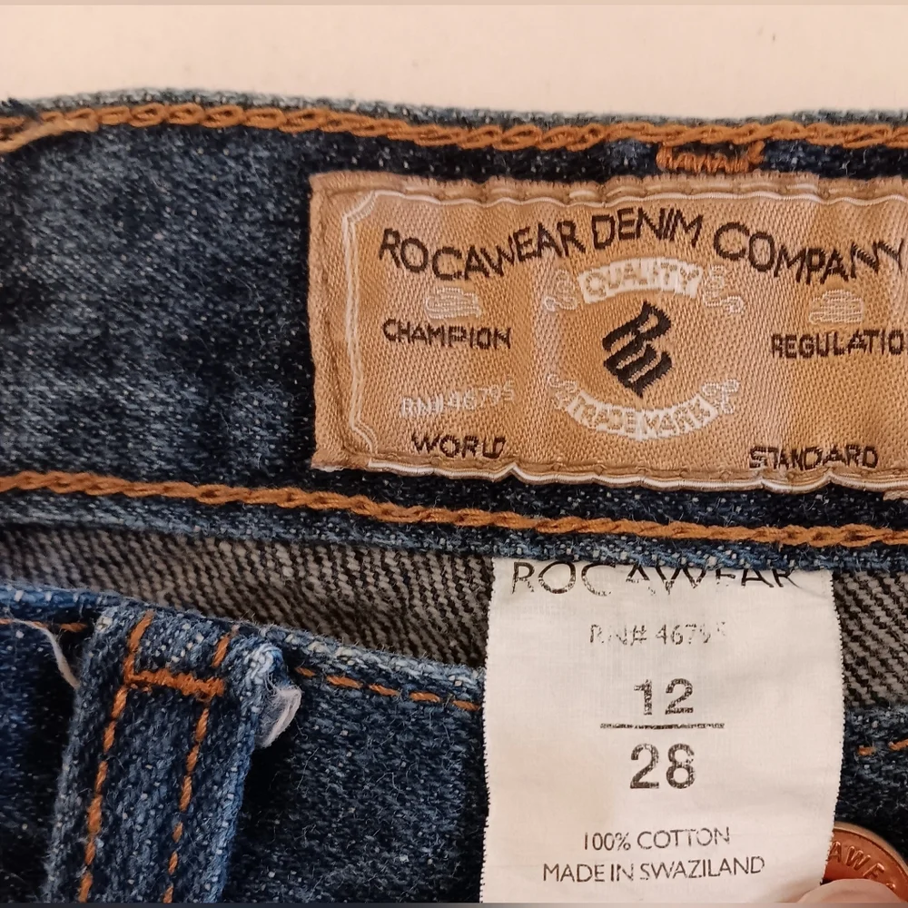 Vintage Rocawear baggy dark blue jeans. Size 12